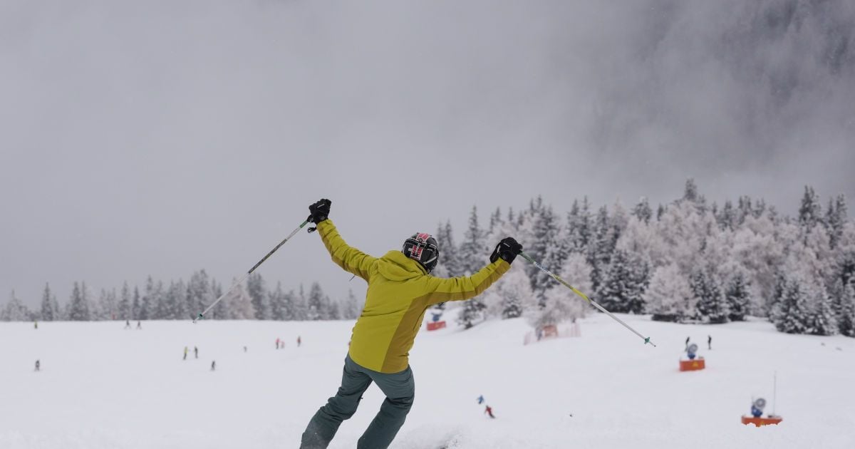 Сертификаты и "ковид-значки": в Украине изменили правила карантина для горнолыжных курортов