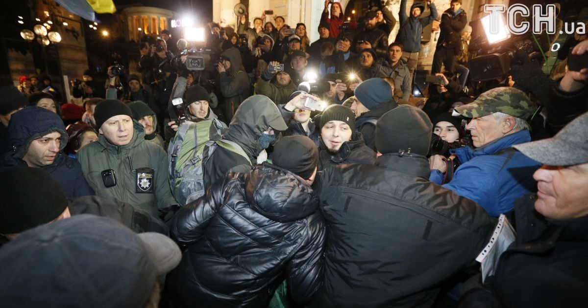 сутички на майдані_3 / © Reuters
