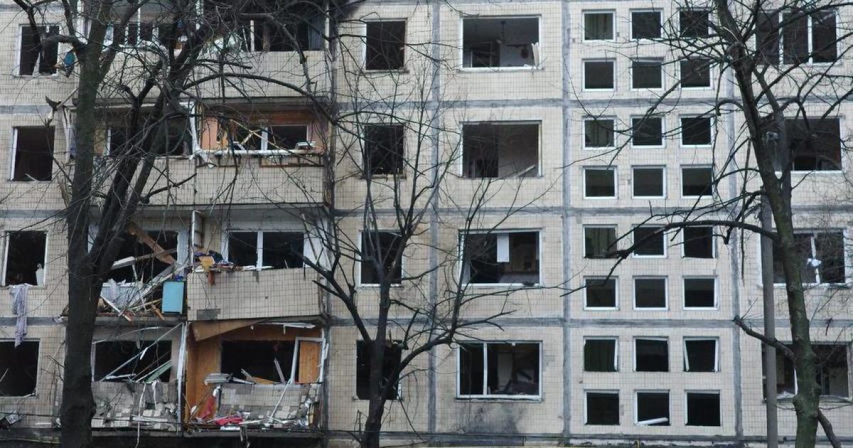 Руйнування в Києві внаслідок ракетної атаки 13 грудня