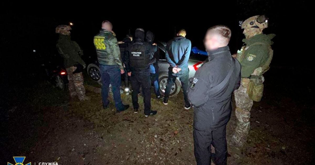 В Украине ликвидировали еще четыре канала нелегального выезда мужчин за границу: фото