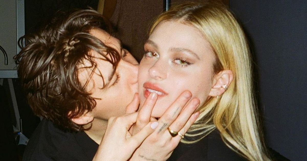 Никола Пельтц и Бруклин Бекхэм