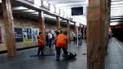 В Киеве полицейский дубинкой отделал человека посреди станции метро
