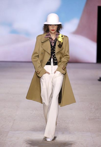 Коллекция Louis Vuitton прет-а-порте сезона весна-лето 2020 / © East News
