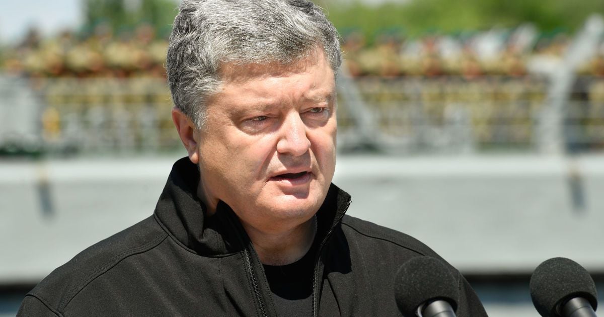 Порошенко рассказал, где и когда начнут арестовывать активы "Газпрома"