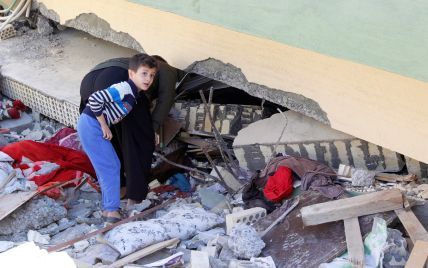Кількість жертв потужного землетрусу в Ірані та Іраку сягнула майже півтисячі