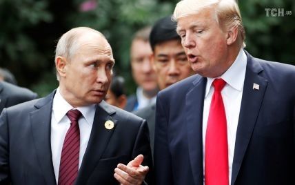 "Встреча закадычных врагов". Чего американские СМИ ожидают от саммита Путина и Трампа