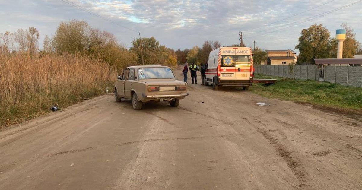 Аварія на Львівщині за участю авто та скутера