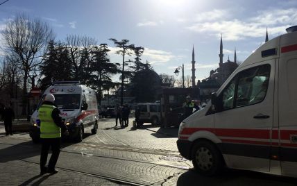 Турецький прем'єр назвав відповідальних за теракт у Стамбулі