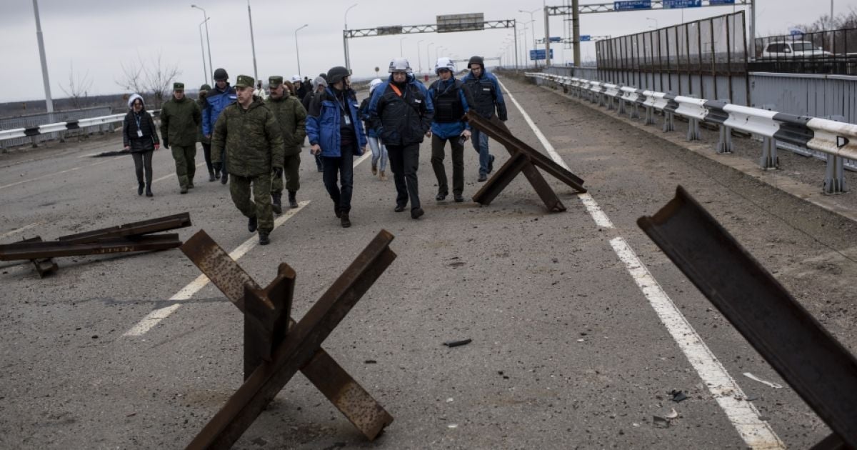 В Донецке боевики угрожали обстрелять миссию ОБСЕ