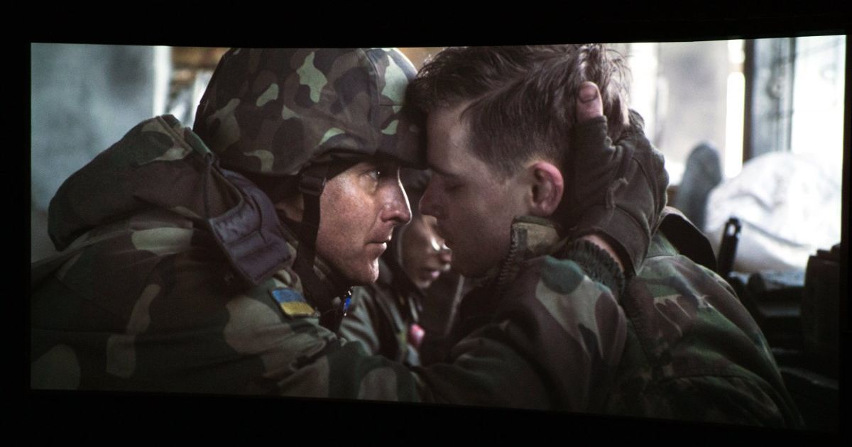 Кадр из фильма "Киборги"