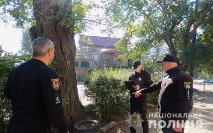 В Одессе на улице мужчина оголялся перед 14-летней девушкой и склонял к сексу: извращенца задержали