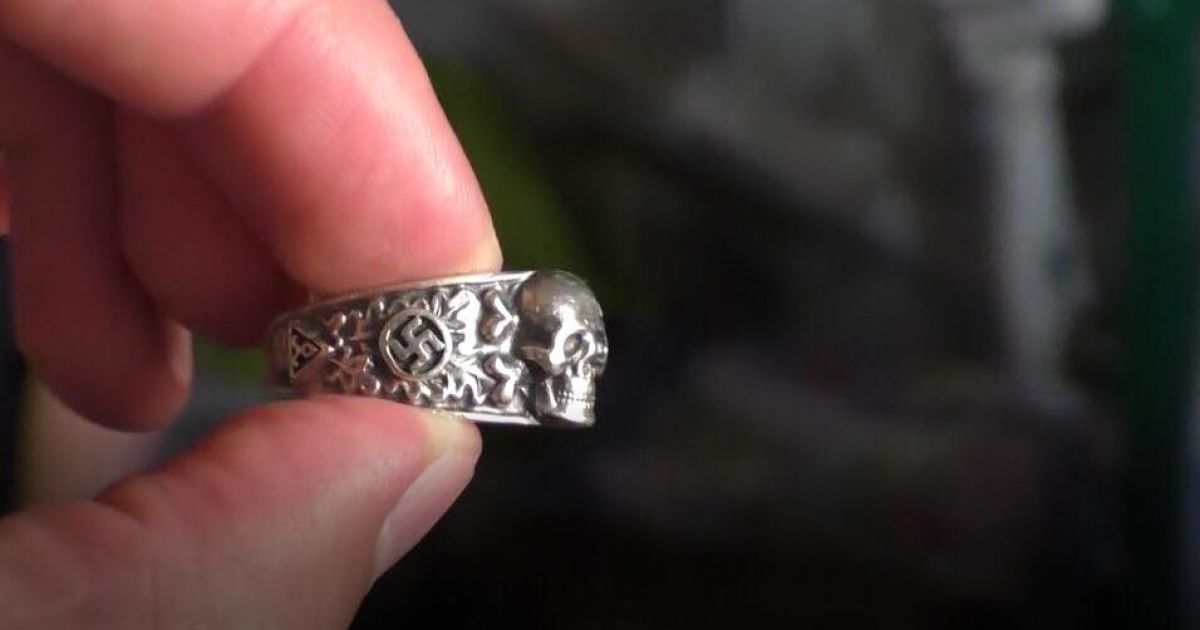 Вилучені речі у камері бійців Торнадо_4 / © facebook/Андрій Лисенко