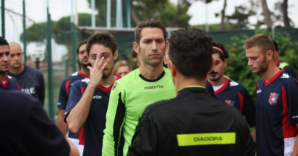 Вратарь находится в тяжелом состоянии