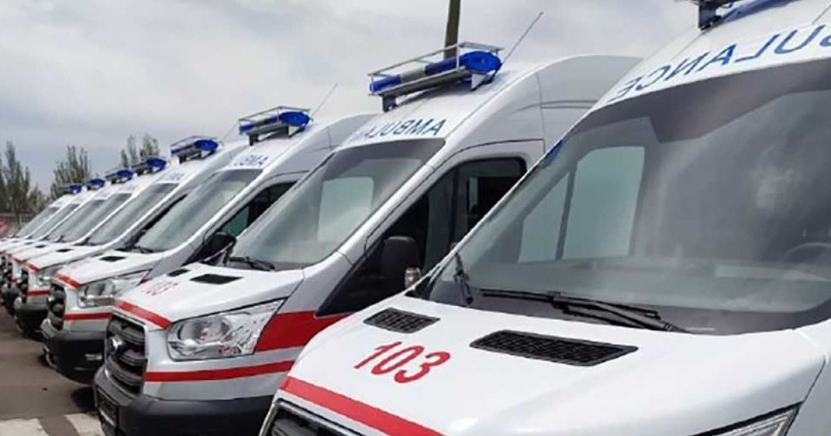 В Одессе коллапс из-за коронавируса: скорые ждали в очереди, чтоб доставить пациента в больницу