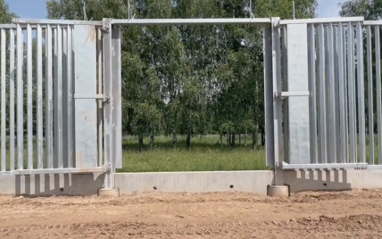 Польша устанавливает электронное оборудование на границе с Беларусью (видео)