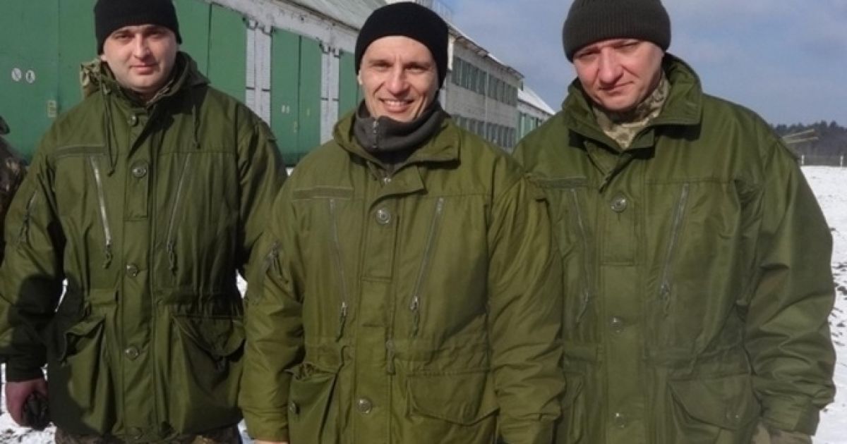 Трое экс-депутатов от "Свободы" станут артиллеристами.