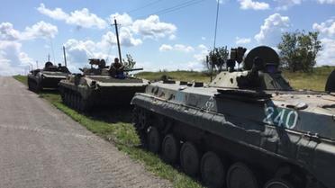 Бойовики звозять БМП до Грабового / © Радіо Свобода
