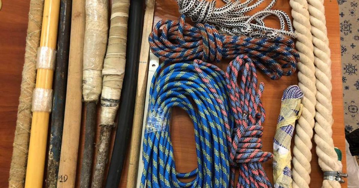 Вилучені речі у камері бійців Торнадо_3 / © facebook/Андрій Лисенко