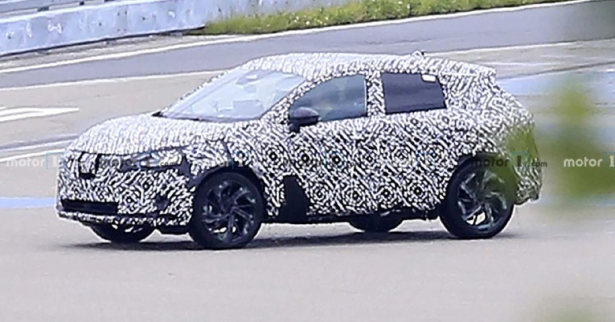 Новий Nissan Qashqai у повному камуфляжі з'явився на тестах