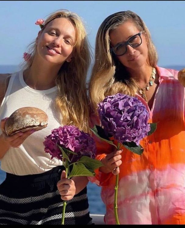 Оля Полякова та Ніка Білоцерківська / © instagram.com/polyakovamusic