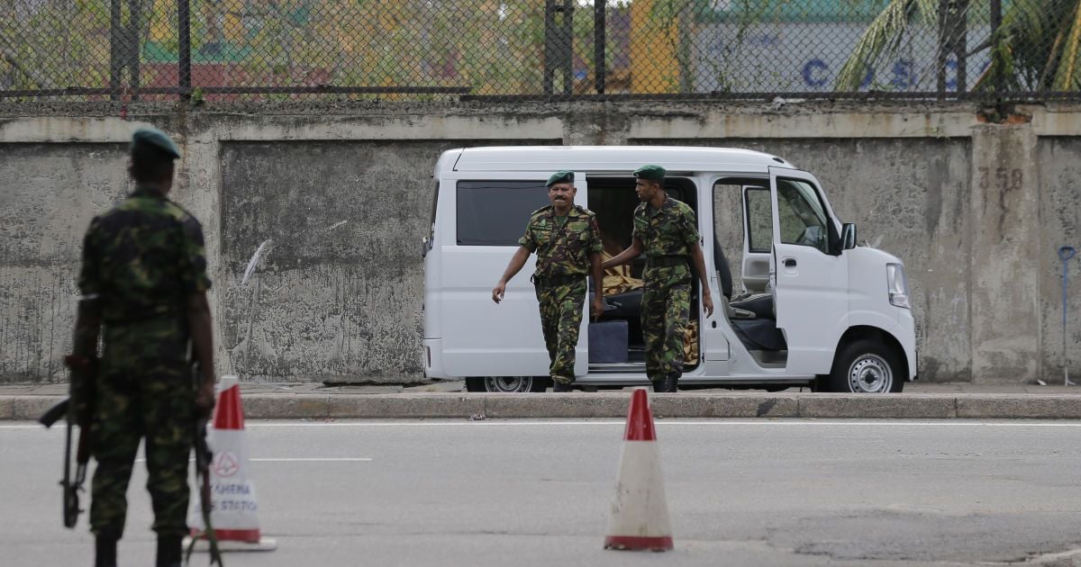 Нові вибухи на Шрі-Ланці: силовики атакували місце виробництва поясів смертників
