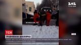 Новини України: школярку з Рівного збив тролейбус просто на пішохідному переході