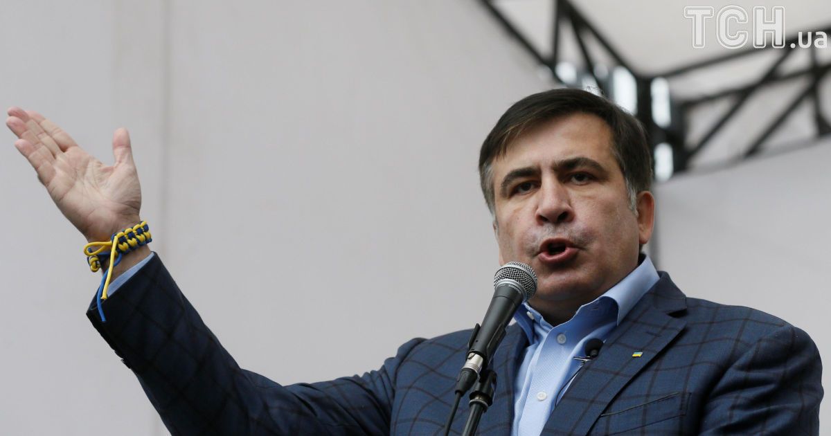 Саакашвили хочет остаться с митингующими под Радой