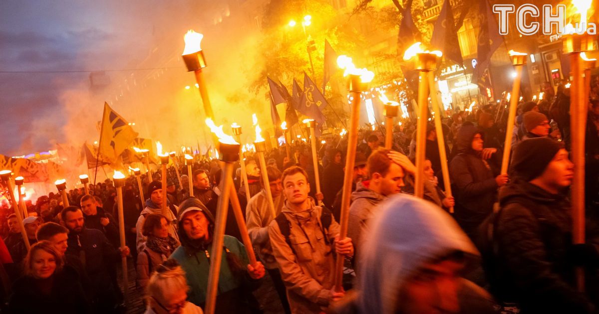 Націоналісти анонсували масові акції зі смолоскипами на 1 січня