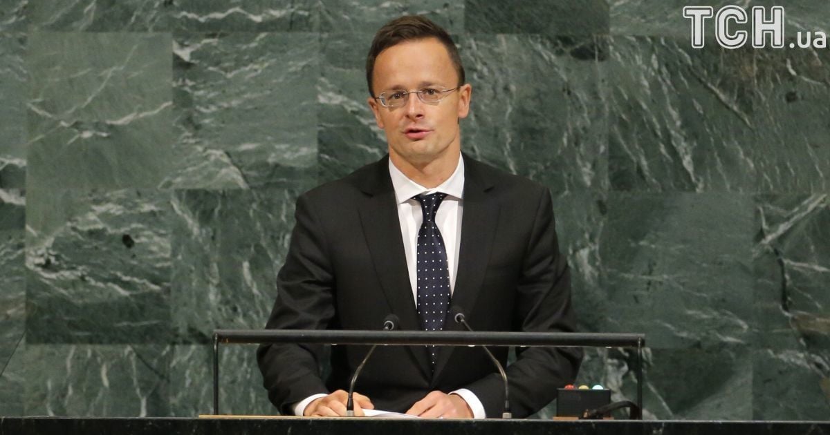 Глава МЗС Угорщини звинуватив Україну в "міжнародній кампанії брехні" щодо освітнього закону