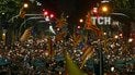 Зі свічками проти "окупантів": сепаратисти у Каталонії вийшли на новий мітинг