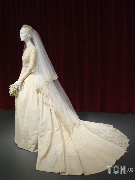 Свадебное платье Грейс Келли / © Associated Press
