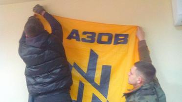 В Шевченковском суде рассматривают дело лидера &quot;Азов-Крым&quot; Станислава Краснова и его девушки / © Фото Натальи Нагорной/ТСН
