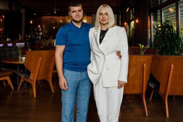 Анна Жук з чоловіком