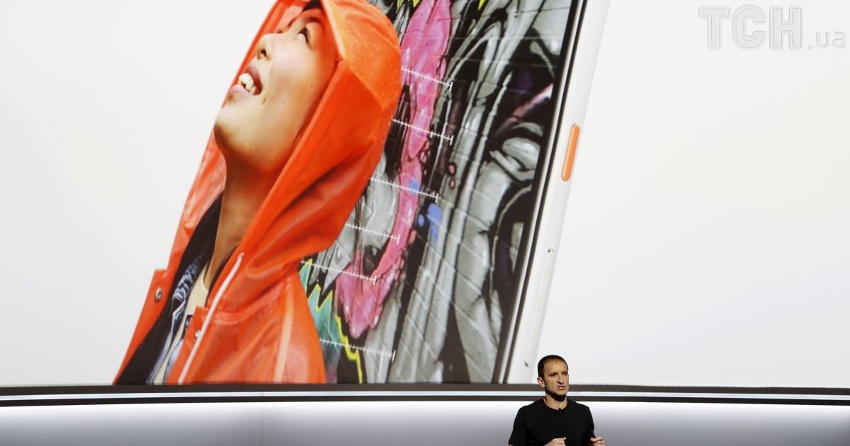 Google показала два нових смартфона - Pixel 2 і Pixel 2 XL. / © Reuters