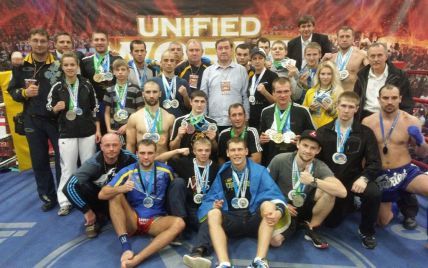 Украинские кикбоксеры завоевали 16 наград на кубке мира в Италии