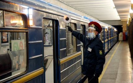 Взрывчатку не нашли: станция метро в центре Киева возобновили работу