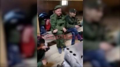 Голе-босе "гарматне м'ясо": чого на фронті очікувати від російських "чмобіків"