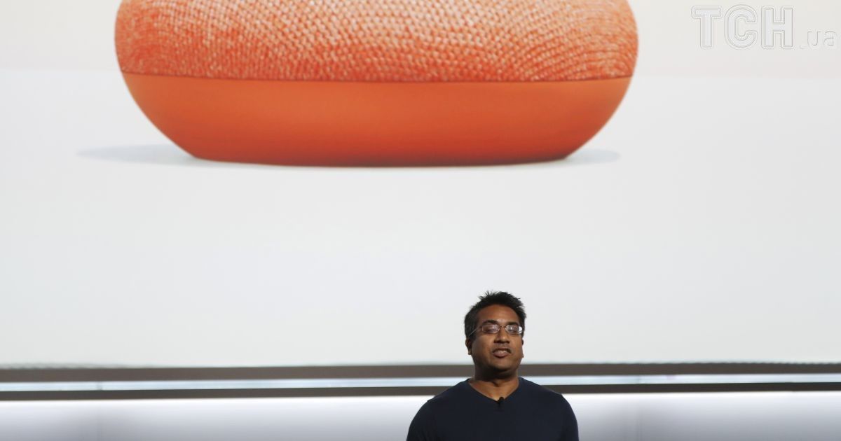 Колонка Google Home Mini коштує 49 доларів. / © Reuters