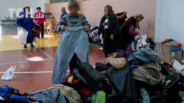 Тимчасові притулки для евакуйованих із Калинівки. / © Reuters