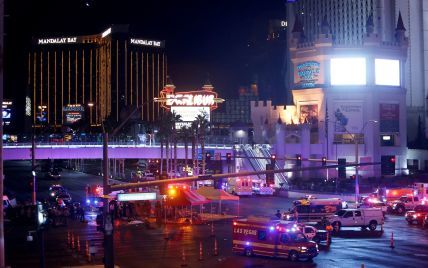 Бегство и подрыв автомобиля: СМИ узнали о возможных атаках стрелка из Лас-Вегаса