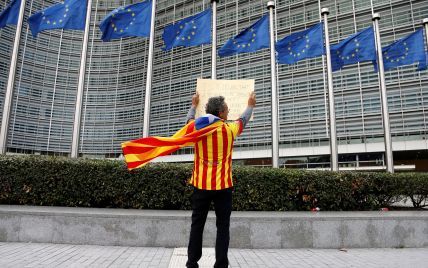  Голосование было незаконным. ЕС отреагировал на каталонский референдум за независимость