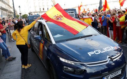 Неспокойный референдум в Каталонии: в МВД Испании рассказали об 11 раненых силовиках