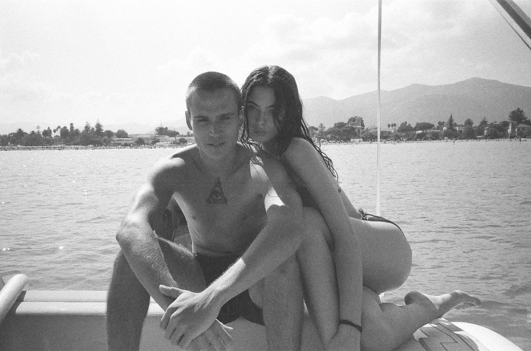 Дева Кассель с бойфрендом / © instagram.com/devacassel