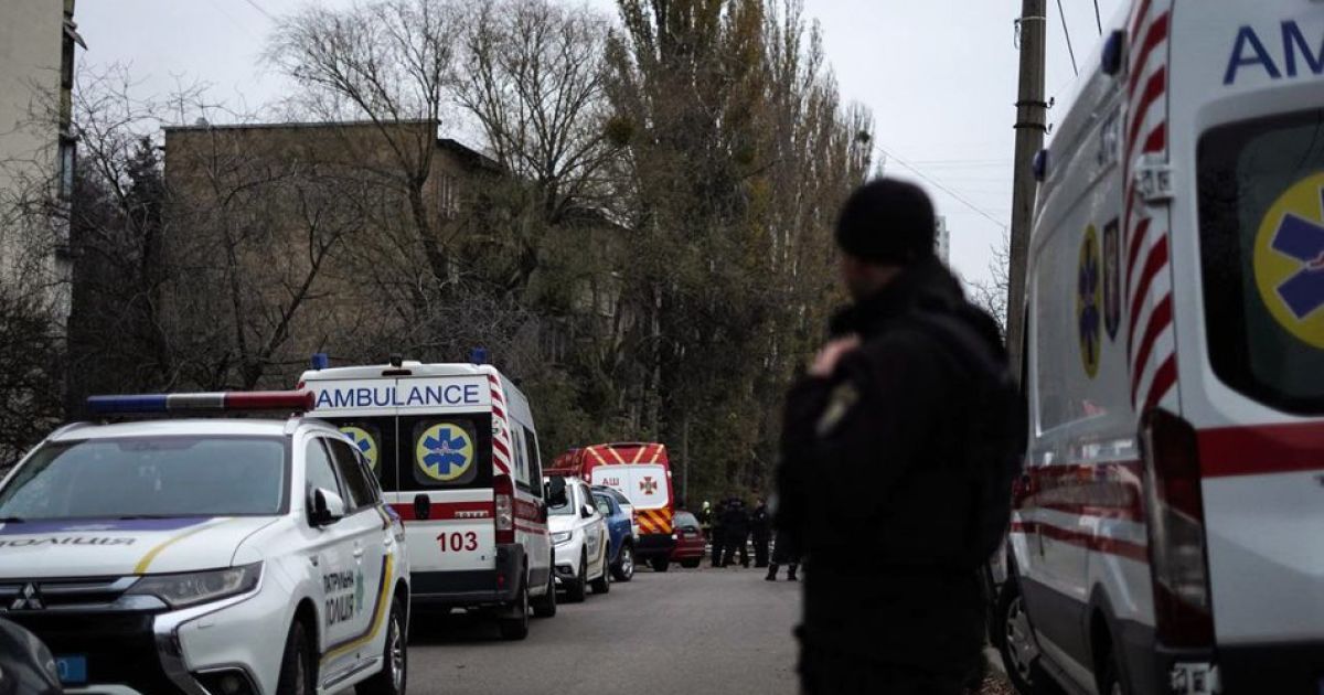 Уламки збитих ракет упали у Печерському та Оболонському районах Києва