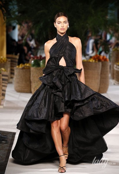 Коллекция Oscar de La Renta прет-а-порте сезона весна-лето 2020 / © East News