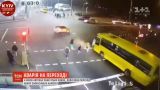 У Києві автобус збив трьох жінок на пішохідному переході