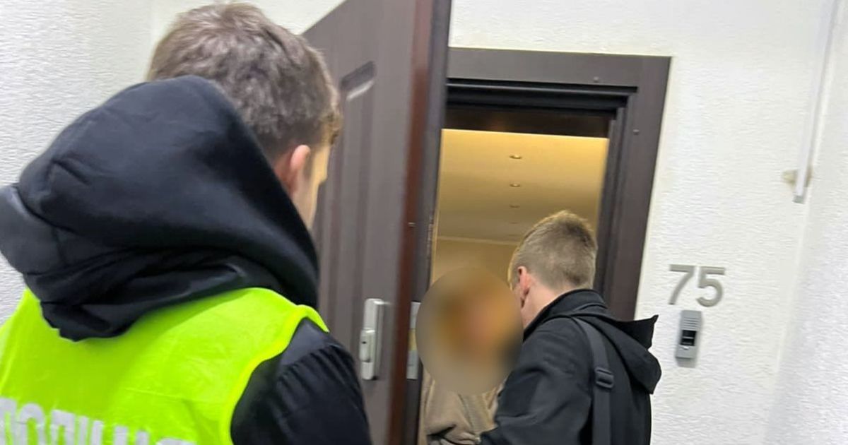 Київські правоохоронці повідомили посадовиці про підозру