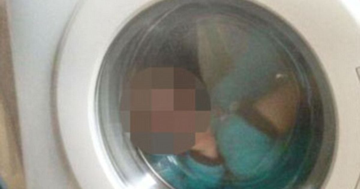 Мати шокувала соцмережі фото з її сином у машині