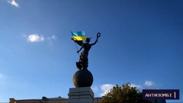 Харків`яни, сьогодні вся Україна стискає кулаки разом з вами