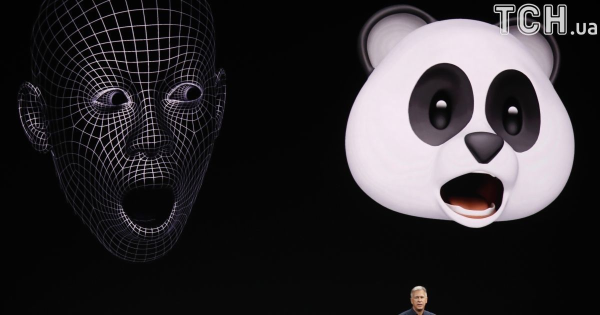 Головна новинка - iPhone 10. / © Reuters